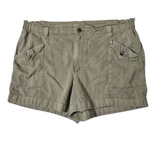 Old Navy Womens Green Shorts Size XL